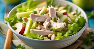 Sałatka z selera naciowego z kurczakiem: Męski smak, lekkość i moc!